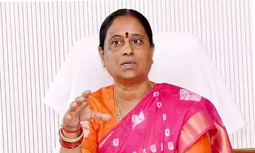 सुरेखा ने धरणी की आलोचना की, कांग्रेस शासन में किसानों के लिए न्याय का वादा किया सुरेखा ने धरणी की आलोचना की, कांग्रेस शासन में किसानों के लिए न्याय का वादा किया
