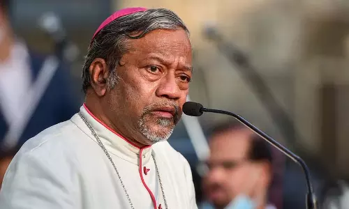 पवित्र सप्ताह आध्यात्मिक आत्मनिरीक्षण का समय: Archbishop पवित्र सप्ताह आध्यात्मिक आत्मनिरीक्षण का समय: Archbishop
