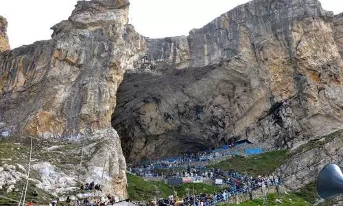 Jammu: अमरनाथ यात्रा व्यवस्था की समीक्षा की Jammu: अमरनाथ यात्रा व्यवस्था की समीक्षा की