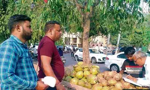 Panchkula MC ने अतिक्रमणकारियों पर की कार्रवाई