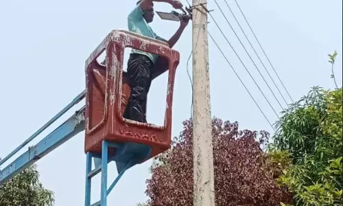 सुशासन तिहार में मिला जीवन साहू को स्ट्रीट लाईट की सुविधा