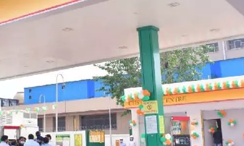 केंद्र ने सस्ती सीएनजी, पीएनजी गैस आपूर्ति सुनिश्चित करने के लिए महत्वपूर्ण कदम उठाए केंद्र ने सस्ती सीएनजी, पीएनजी गैस आपूर्ति सुनिश्चित करने के लिए महत्वपूर्ण कदम उठाए