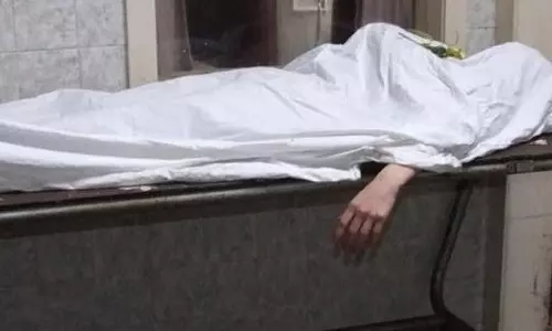 Meerut: सड़क हादसे में घायल रिटायर्ड सूबेदार मेजर की अस्पताल में मौत, परिवार में मातम Meerut: सड़क हादसे में घायल रिटायर्ड सूबेदार मेजर की अस्पताल में मौत, परिवार में मातम