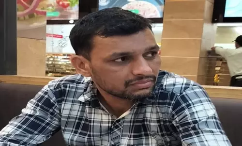 पत्नी की प्रताड़ना से तंग युवक ने की आत्महत्या, पहले परिजनों को व्हाट्सएप पर भेजा मैसेज पत्नी की प्रताड़ना से तंग युवक ने की आत्महत्या, पहले परिजनों को व्हाट्सएप पर भेजा मैसेज