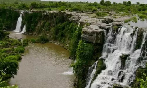 हैदराबाद से 200 किलोमीटर के अंदर 6 एक दिवसीय यात्राएं हैदराबाद से 200 किलोमीटर के अंदर 6 एक दिवसीय यात्राएं