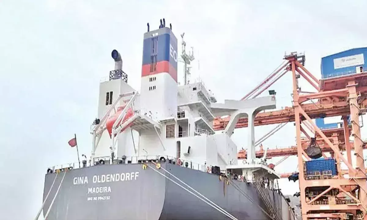 Andhra: भाप कोयले के उत्सर्जन में दो रिकॉर्ड कायम Andhra: भाप कोयले के उत्सर्जन में दो रिकॉर्ड कायम