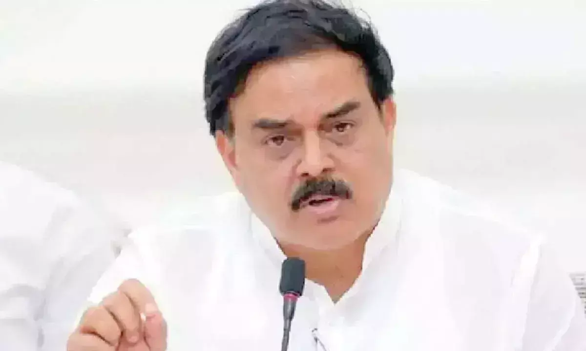 दीपम योजना की सब्सिडी लाभार्थियों के बैंक खातों में जमा करें: मंत्री नादेंदला