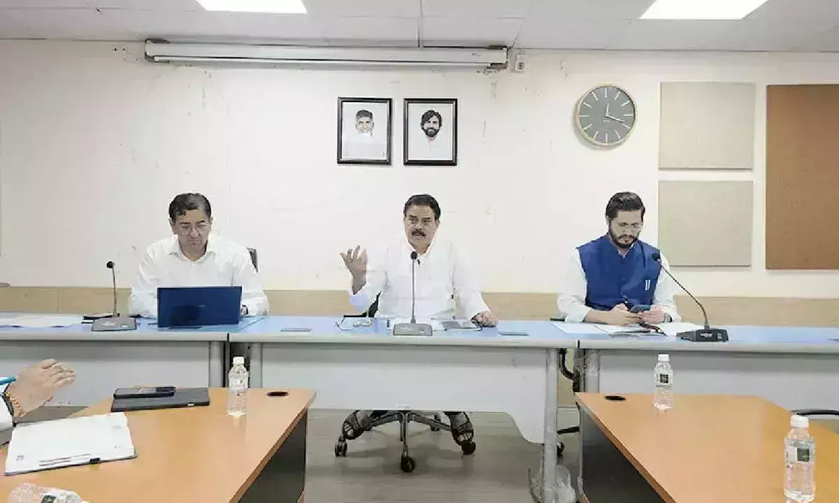 Andhra: बैंकर्स से विकास कार्यक्रमों में सहयोग करने का आग्रह Andhra: बैंकर्स से विकास कार्यक्रमों में सहयोग करने का आग्रह