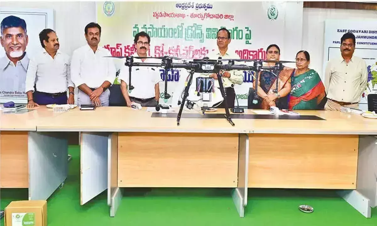 Andhra: ड्रोन खेती के लिए 42 समूहों की पहचान की गई