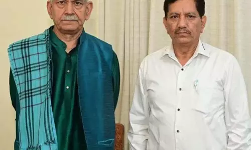SKJ&VST के ट्रस्टी, विधायक ने LG से मुलाकात की