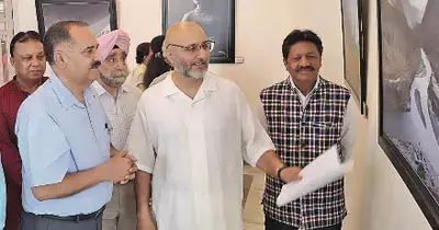 Jammu कला केंद्र में बनेगी समर्पित फोटो गैलरी: प्रमुख सचिव संस्कृति Jammu कला केंद्र में बनेगी समर्पित फोटो गैलरी: प्रमुख सचिव संस्कृति