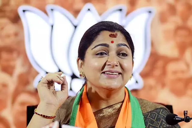 Tamil Nadu : खुशबू की एक्स साइट का पेज हैक Tamil Nadu : खुशबू की एक्स साइट का पेज हैक