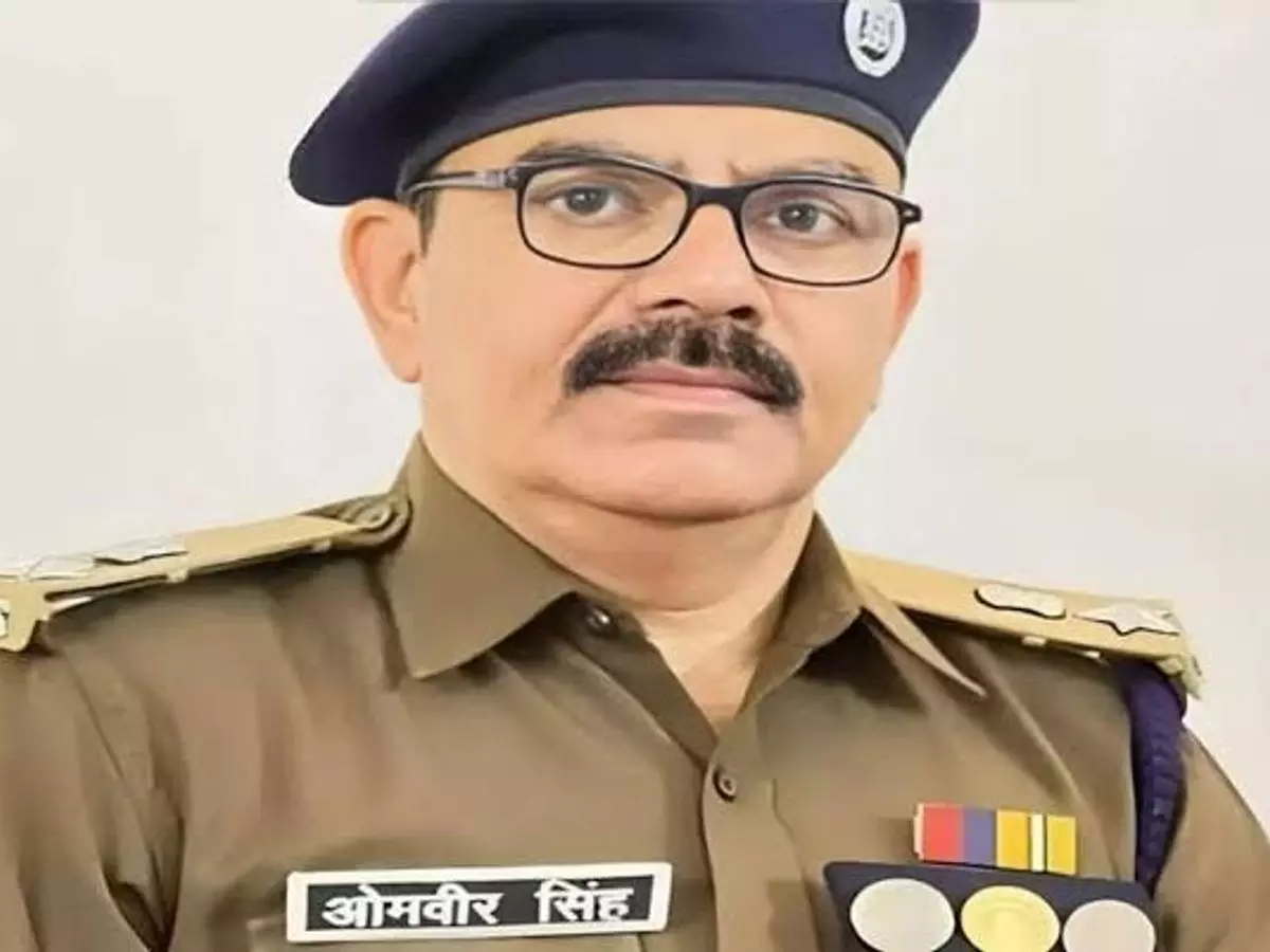 Ballia: पुलिस विभाग में बड़ा फेरबदल Ballia: पुलिस विभाग में बड़ा फेरबदल