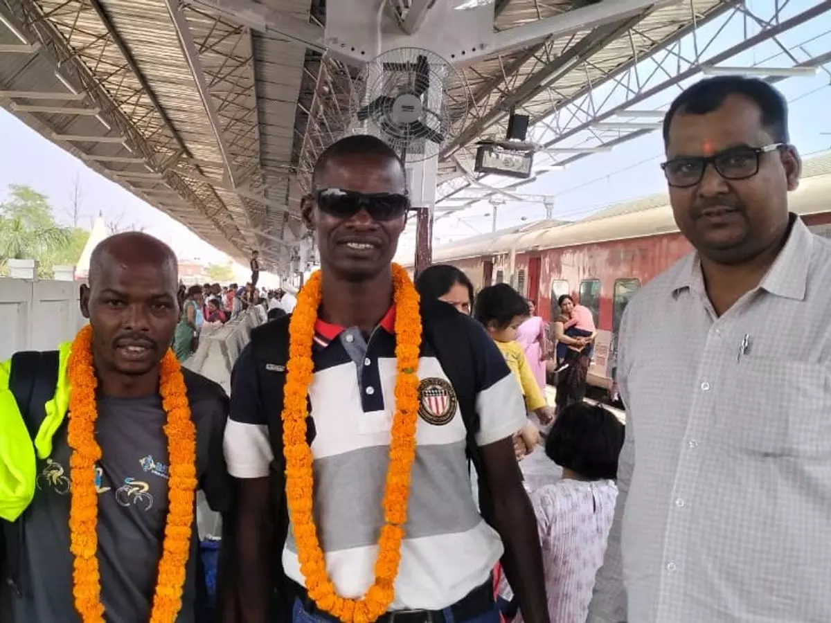 Ballia: रन फॉर बलिया थीम पर चंद्रशेखर हाफ मैराथन आज Ballia: रन फॉर बलिया थीम पर चंद्रशेखर हाफ मैराथन आज
