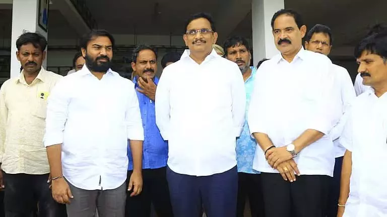 विजयवाड़ा सांसद ने कहा- TDP सरकार का लक्ष्य आंध्र प्रदेश को खेल राजधानी बनाना विजयवाड़ा सांसद ने कहा- TDP सरकार का लक्ष्य आंध्र प्रदेश को खेल राजधानी बनाना