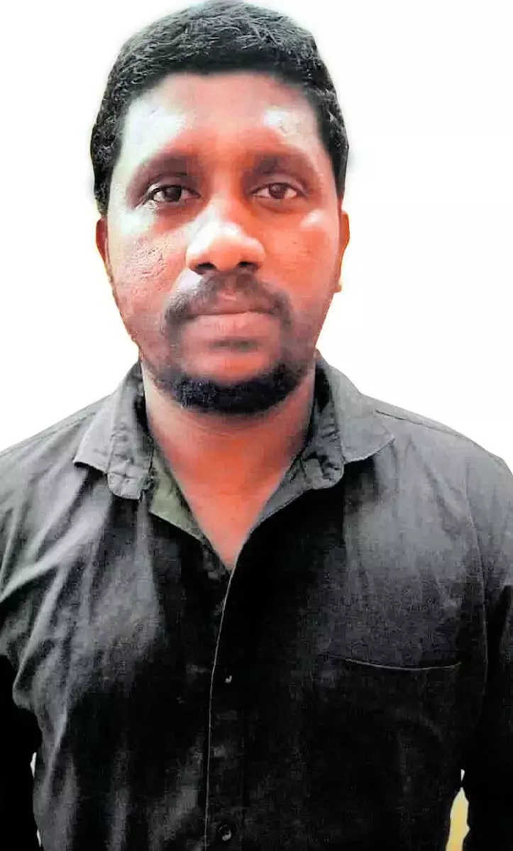 सामूहिक बलात्कार मामला: बड़ी बहन ने अपनी बहन की सुरक्षा की गुहार लगाई सामूहिक बलात्कार मामला: बड़ी बहन ने अपनी बहन की सुरक्षा की गुहार लगाई