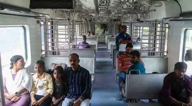 दक्षिण रेलवे ने चेन्नई में पहली एसी EMU ट्रेन शुरू की दक्षिण रेलवे ने चेन्नई में पहली एसी EMU ट्रेन शुरू की