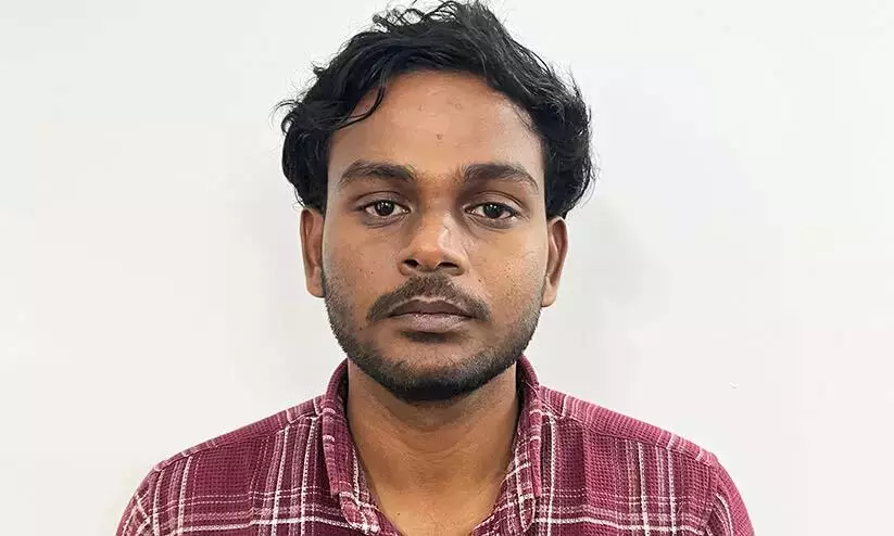 केरल समेत 17 राज्यों में ऑनलाइन वित्तीय धोखाधड़ी: कोल्लम निवासी पोन्नानी में गिरफ्तार केरल समेत 17 राज्यों में ऑनलाइन वित्तीय धोखाधड़ी: कोल्लम निवासी पोन्नानी में गिरफ्तार