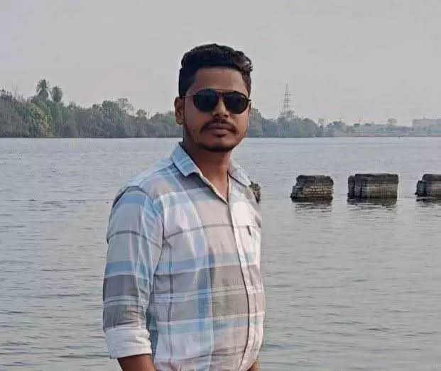कांग्रेस नेता की मौत होने पर कोण्डागांव में बवाल, बीजेपी नेता पर हत्या करने का आरोप कांग्रेस नेता की मौत होने पर कोण्डागांव में बवाल, बीजेपी नेता पर हत्या करने का आरोप