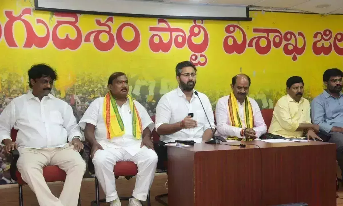 YSRCP के कार्यकाल में उत्तर आंध्र में शून्य विकास हुआ YSRCP के कार्यकाल में उत्तर आंध्र में शून्य विकास हुआ