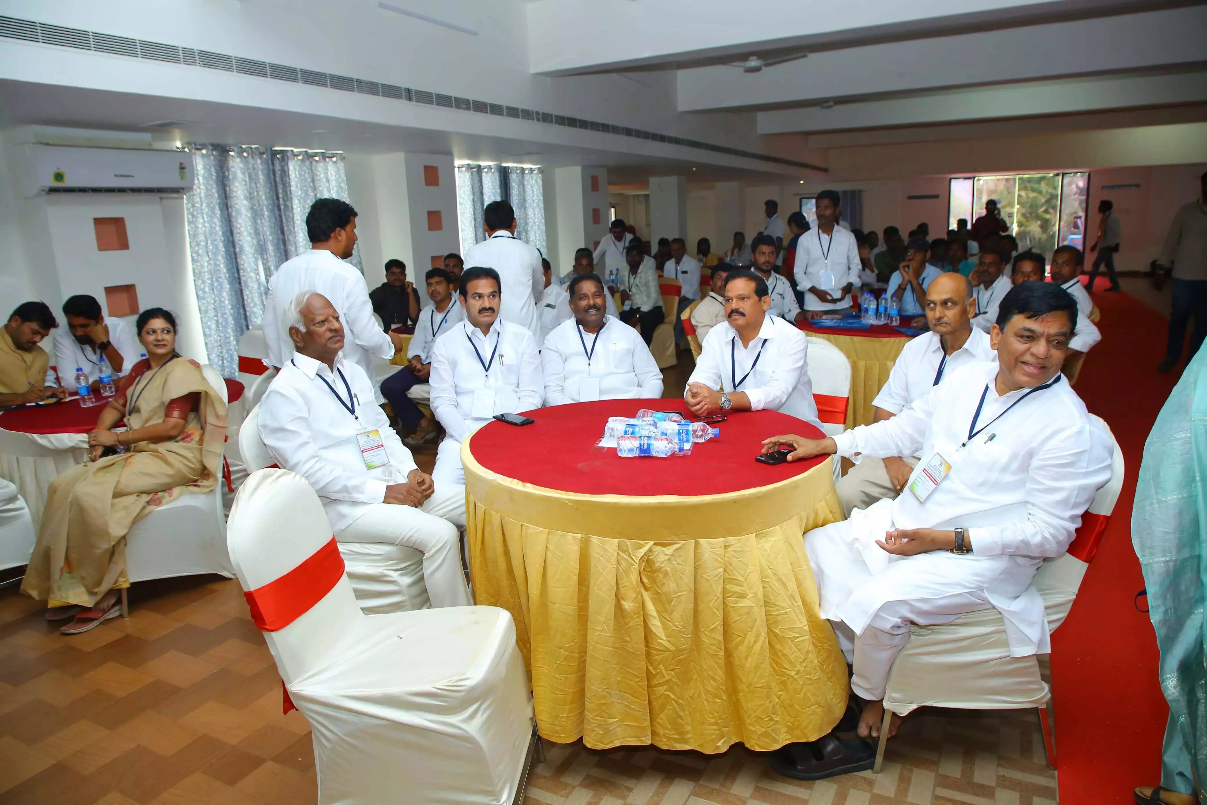 Telangana: कांग्रेस ने राष्ट्र की रक्षा के लिए संविधान की रक्षा करने का आह्वान किया Telangana: कांग्रेस ने राष्ट्र की रक्षा के लिए संविधान की रक्षा करने का आह्वान किया