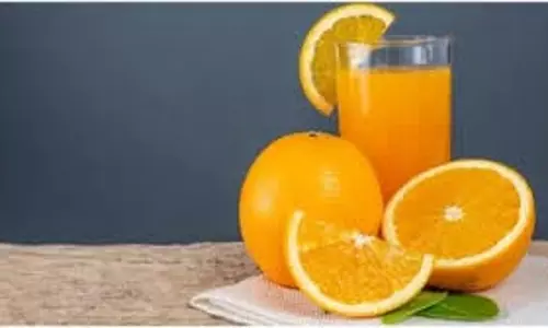 Health: जानिए गर्मियों में संतरे का जूस पीने के फायदे Health: जानिए गर्मियों में संतरे का जूस पीने के फायदे