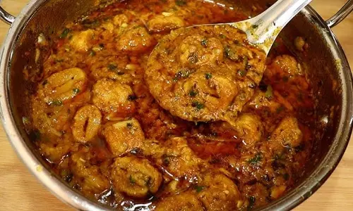 Soya Chaap Masala: डिनर में कुछ स्पेशल बनाने का बना रहे हैं प्लान तो ये डिश है परफेक्ट ऑप्शन Soya Chaap Masala: डिनर में कुछ स्पेशल बनाने का बना रहे हैं प्लान तो ये डिश है परफेक्ट ऑप्शन