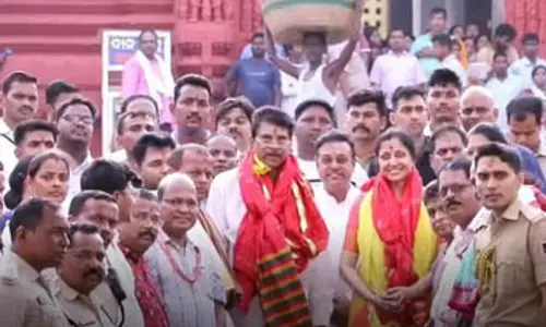 ओडिशा : राज्यपाल हरि बाबू कंभमपति ने महाप्रभु जगन्नाथ का किया दर्शन-पूजन