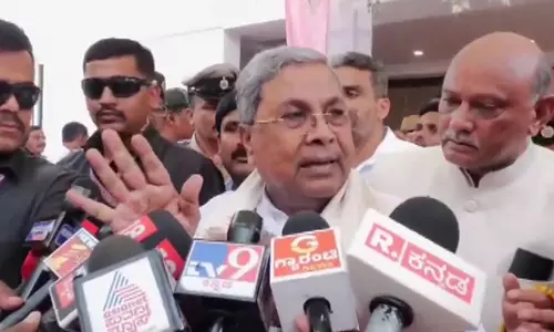 Karnataka CM ने जाति सर्वेक्षण पर मतभेद से किया इनकार, कहा कैबिनेट चर्चा अधूरी