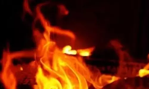 Jharkhand: बीएसएनएल दफ्तर में लगी आग,  अफरा-तफरी
