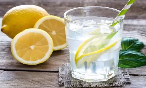 Health Tips: गर्मियों में ठंडक का एहसास देंगे ये जूस