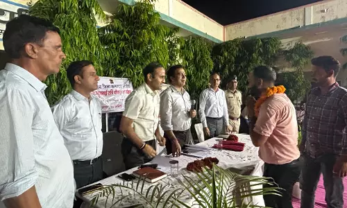 Jaipur: जिला कलेक्टर डॉ. जितेन्द्र कुमार सोनी ने अधिकारियों को दिये निर्देश