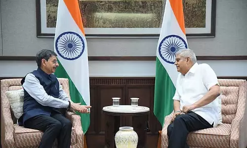 आर.एन. रवि की मुलाकात जगदीप धनखड़ से हुई