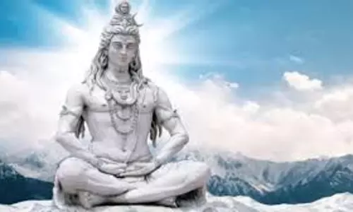 Shukra Pradosh Vrat 2025: प्रदोष व्रत के दिन करें भगवान शिव के इस स्त्रोत का पाठ, हर काम में मिलेगी सफलता Shukra Pradosh Vrat 2025: प्रदोष व्रत के दिन करें भगवान शिव के इस स्त्रोत का पाठ, हर काम में मिलेगी सफलता