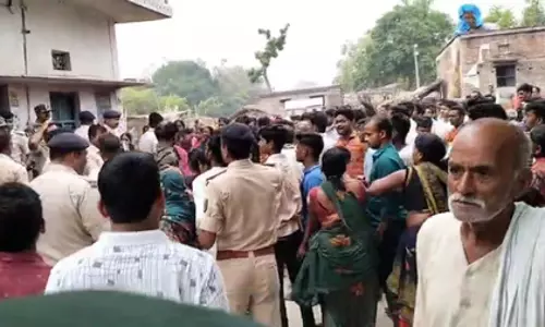 शादी समारोह में जा रहे दो भाइयों पर चाकू से हमला, एक की मौत, गांव में तनाव