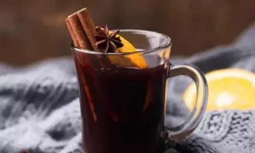 Cinnamon and Ginger Drink: रोज सुबह खाली पेट पिएं ये ड्रिंक, पिघल जाएगी चर्बी Cinnamon and Ginger Drink: रोज सुबह खाली पेट पिएं ये ड्रिंक, पिघल जाएगी चर्बी