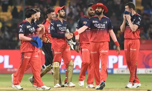 संजय बांगर ने घरेलू मैदान पर आरसीबी की तीसरी हार पर दी प्रतिक्रिया, कहा- पिच को लेकर चिंतित होगी टीम