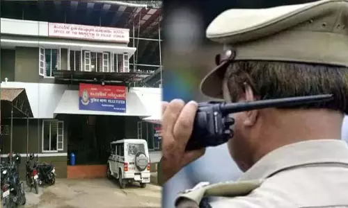 ओट्टापलम के अंबलप्पारा में एक युवक की हत्या कर दी गई ओट्टापलम के अंबलप्पारा में एक युवक की हत्या कर दी गई