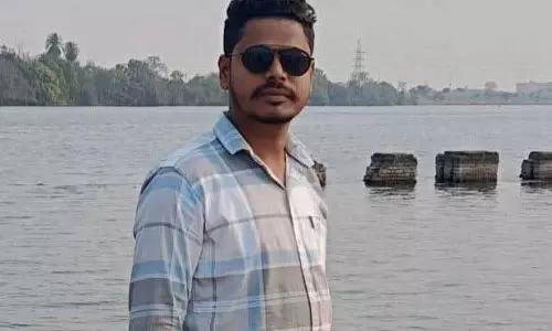 कांग्रेस नेता की मौत होने पर कोण्डागांव में बवाल, बीजेपी नेता पर हत्या करने का आरोप कांग्रेस नेता की मौत होने पर कोण्डागांव में बवाल, बीजेपी नेता पर हत्या करने का आरोप