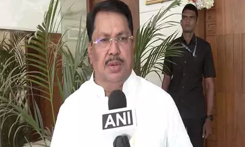 इसे वैकल्पिक रखें, थोपें नहीं: महाराष्ट्र में हिंदी को अनिवार्य तीसरी भाषा बनाने पर कांग्रेस के वडेट्टीवार
