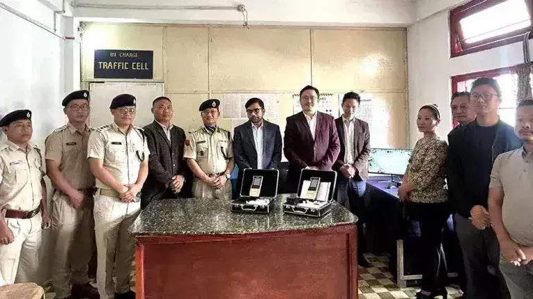 वोखा ने CCTV निगरानी और श्वास विश्लेषक के साथ सड़क सुरक्षा को बढ़ाया वोखा ने CCTV निगरानी और श्वास विश्लेषक के साथ सड़क सुरक्षा को बढ़ाया