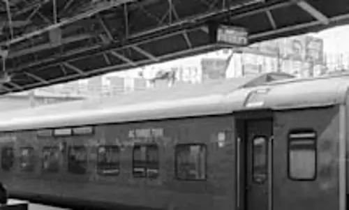 साउथ इंडिया की पहली एयर कंडीशनड EMU ट्रेन शुरू