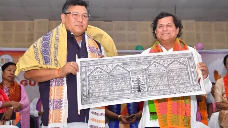 Assam : प्रोफेसर अच्युत सामंत को 7वें गुरुदेव कालीचरण ब्रह्मा पुरस्कार 2025 से सम्मानित किया