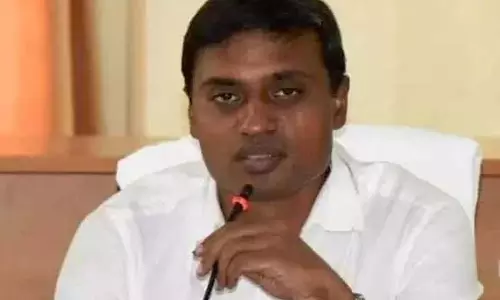 Andhra : एसआईटी अधिकारी मिथुन रेड्डी से लंबी पूछताछ कर रहे