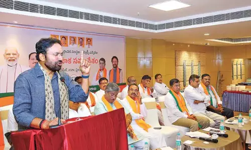 लोगों को बताए कि वे हैदराबाद स्थानीय निकाय एमएलसी चुनाव क्यों नहीं लड़ रहे : Kishan Reddy
