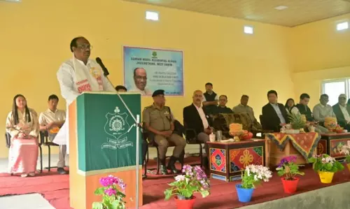 Sikkim : जनजातीय कार्य राज्य मंत्री ने झूसिंगथांग स्थित आश्रम मॉडल आवासीय विद्यालय का दौरा Sikkim : जनजातीय कार्य राज्य मंत्री ने झूसिंगथांग स्थित आश्रम मॉडल आवासीय विद्यालय का दौरा