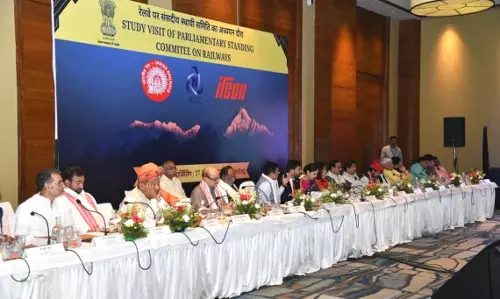 Sikkim : संसदीय स्थायी समिति ने दार्जिलिंग में रेल अवसंरचना और पर्यटन विकास की समीक्षा की Sikkim : संसदीय स्थायी समिति ने दार्जिलिंग में रेल अवसंरचना और पर्यटन विकास की समीक्षा की