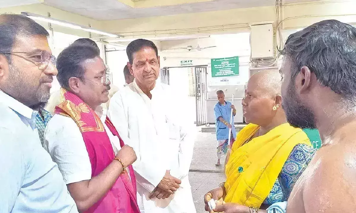 TTD चेयरमैन ने कल्याणकट्टा में किया औचक निरीक्षण