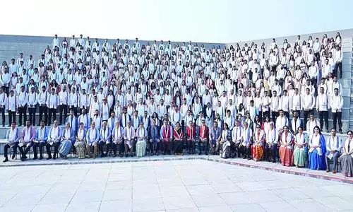 आईआईएम-संबलपुर दीक्षांत समारोह में रिकॉर्ड स्नातकों ने  मारी  बाजी