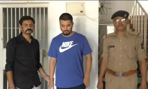 गुजरात में एक और फर्जीवाड़ा, विदेश जाने के लिए फर्जी दस्तावेज बनाने का गोरखधंधा Navsari में पकड़ा गया